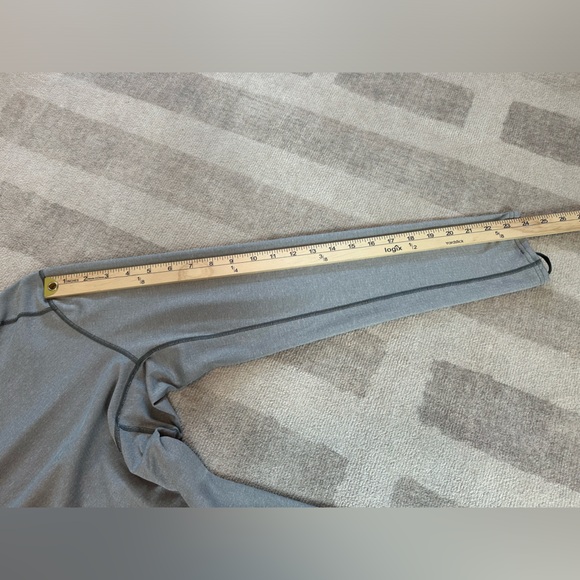 Patagonia Women’s Midweight Capilene Baselayer Gray (Size M) - Picture 8 of 8